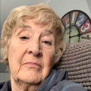 Meet your Posher, Connie